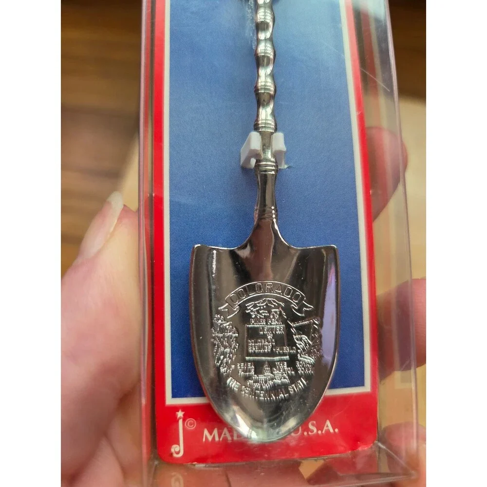 Souvenir collectors spoon shovel Colorado Springs vintage